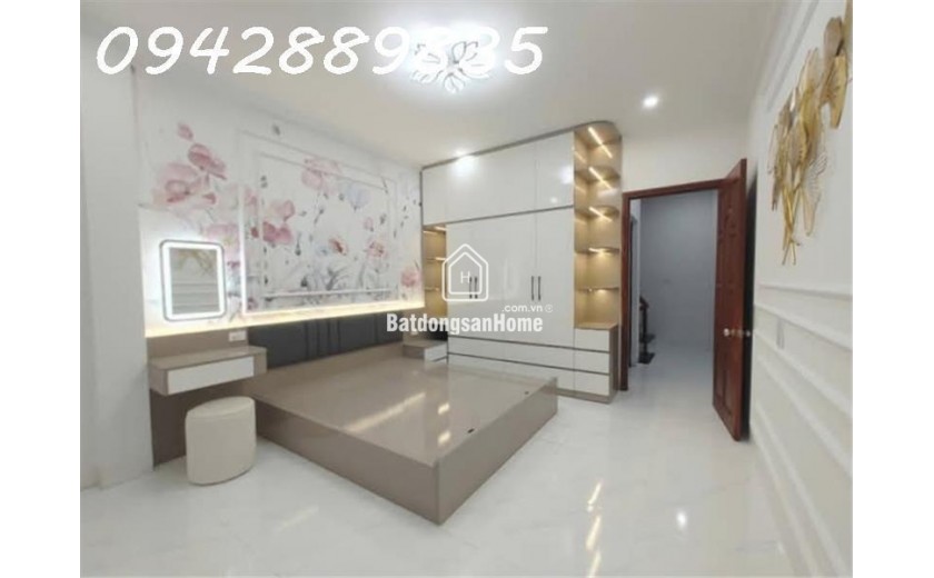 bán ngôi nhà Quang Tiến, Đại Mỗ, Nam Từ Liêm, 73m x 5T MT 4.5m còn mới koong, chỉ 90tr/m2
